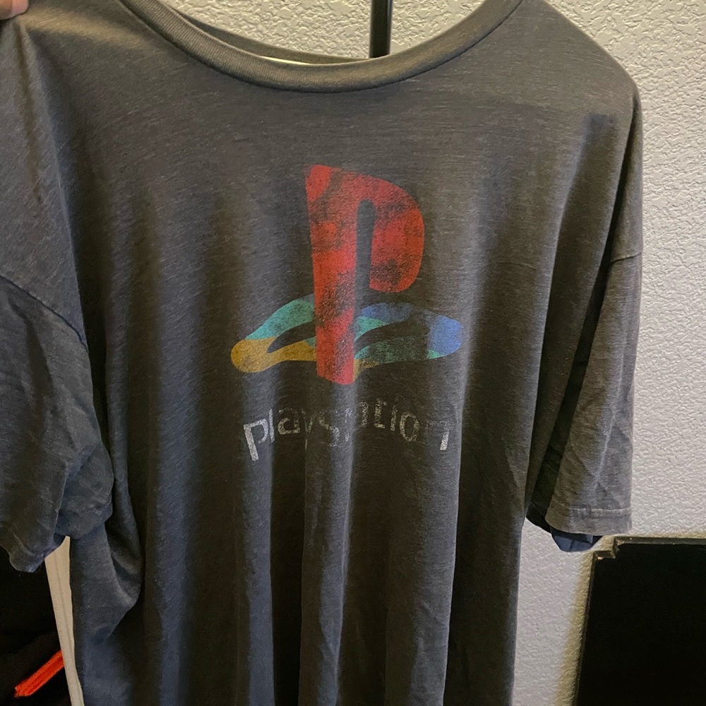 Sony Gray Graphic T-Shirt